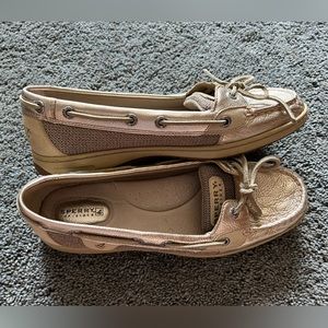 Sperry Topsider Boat Shoes Women’s 9